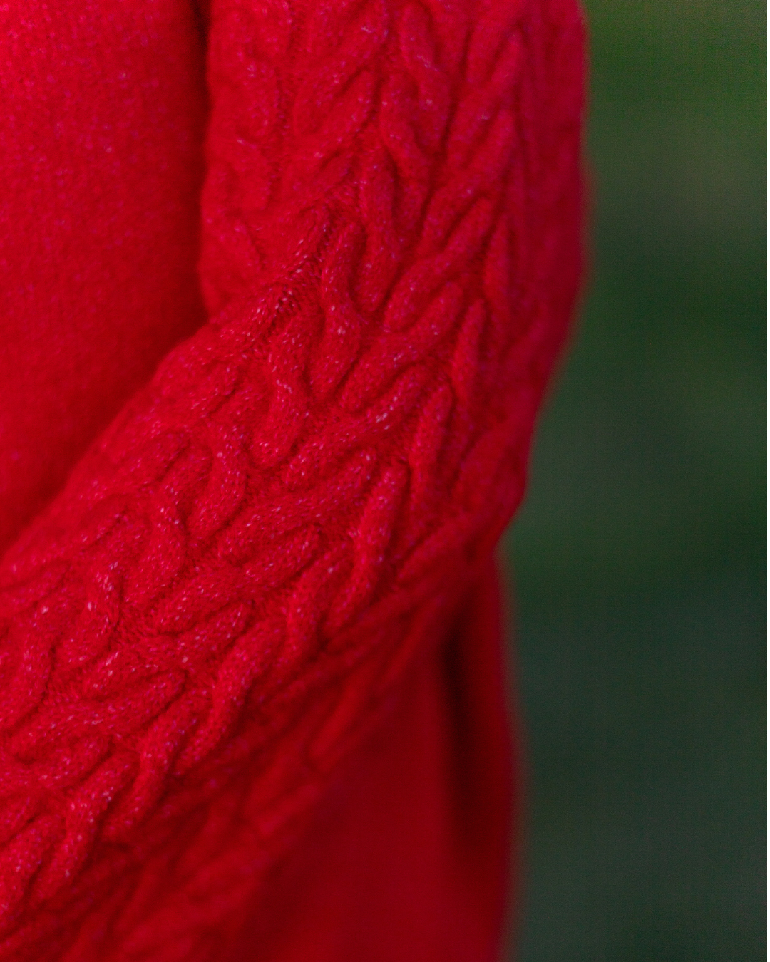 Knit Pullover Hoodie in Red