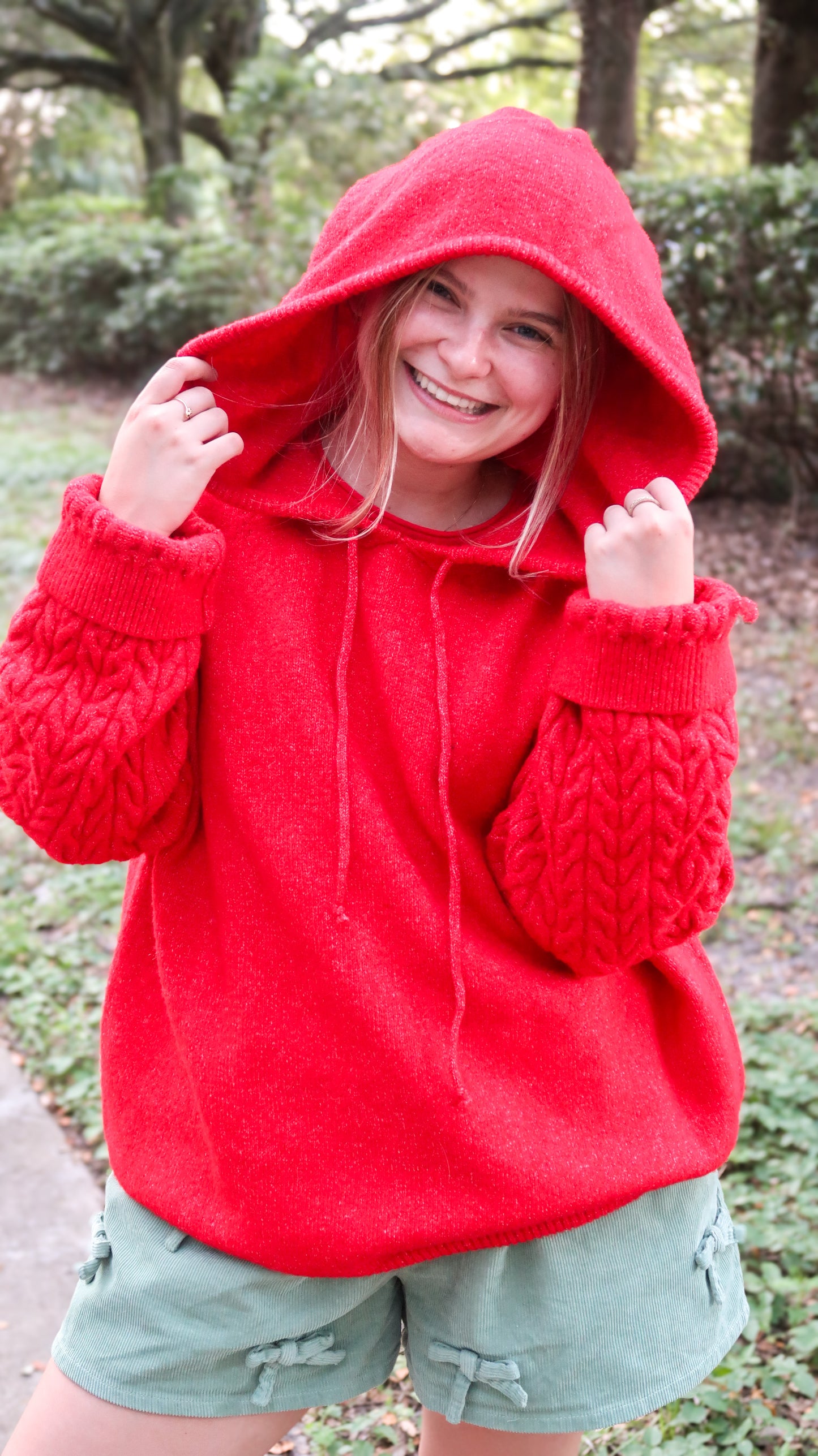Knit Pullover Hoodie in Red